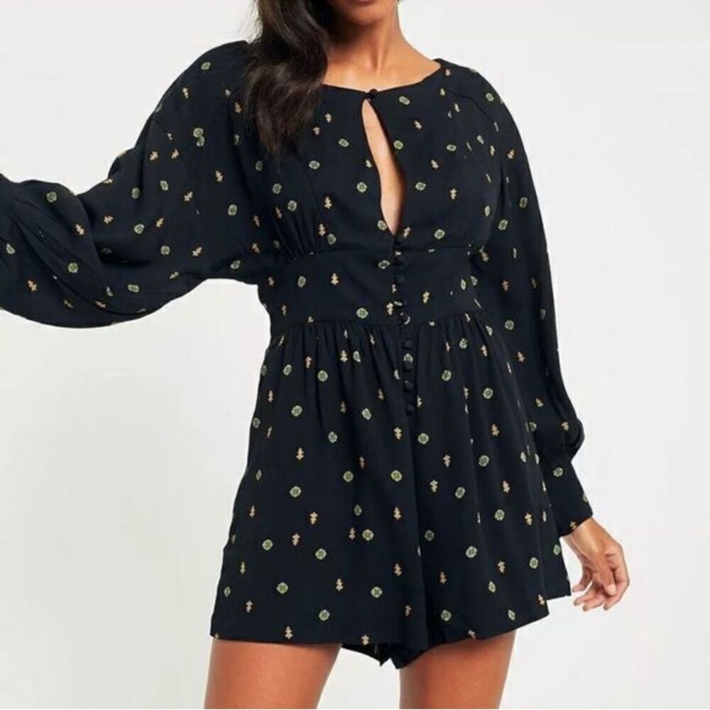 Free People Love Grows Romper Front‎ Button Long Sleeve Black Size L NWT